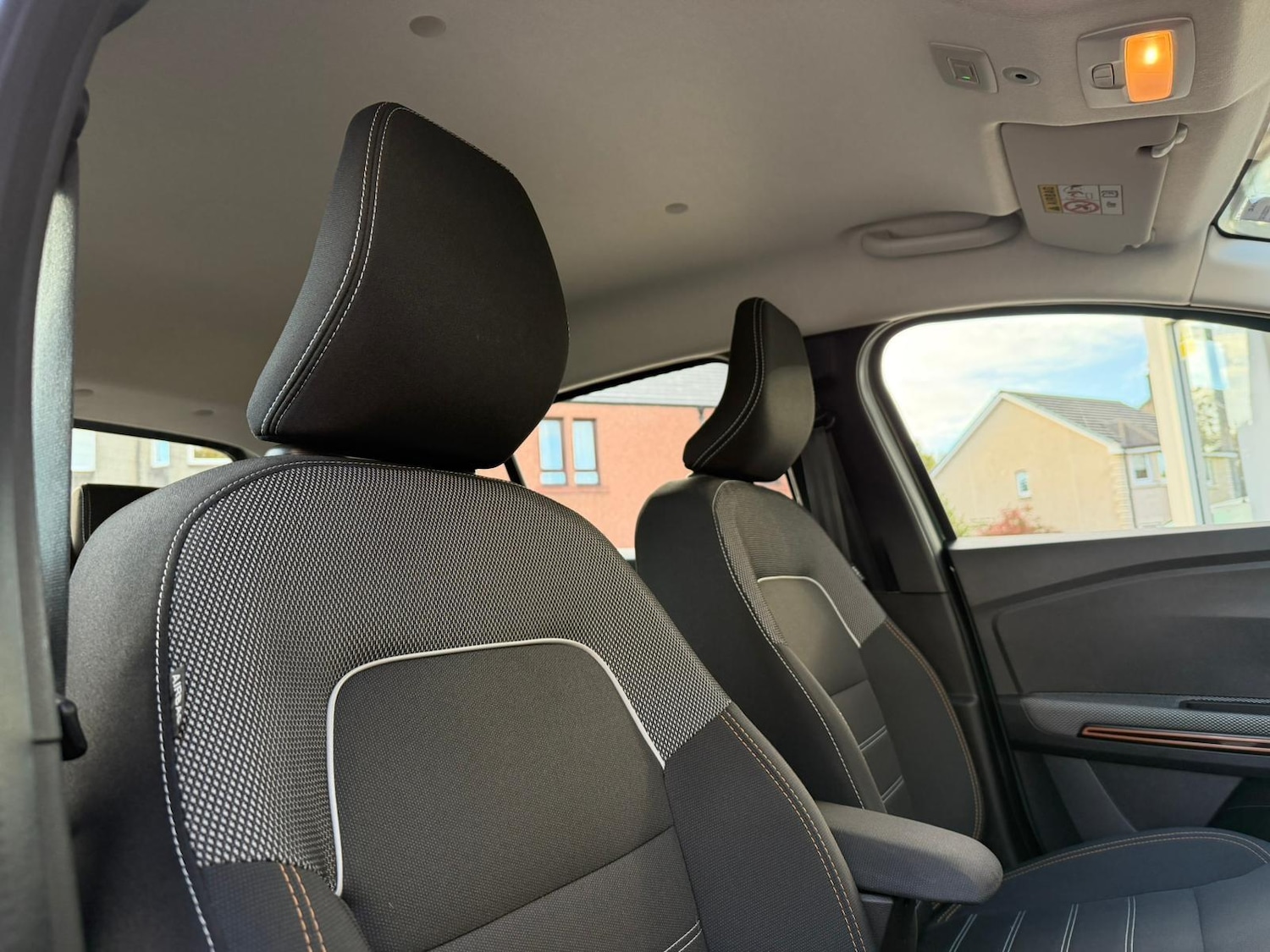 Used Dacia Sandero Stepway 2023 for sale - 76647475: Photo 8