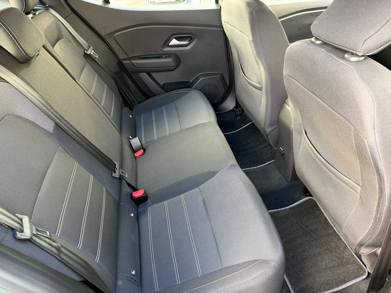 Used Dacia Sandero Stepway 2023 for sale - 76647475: Photo 9