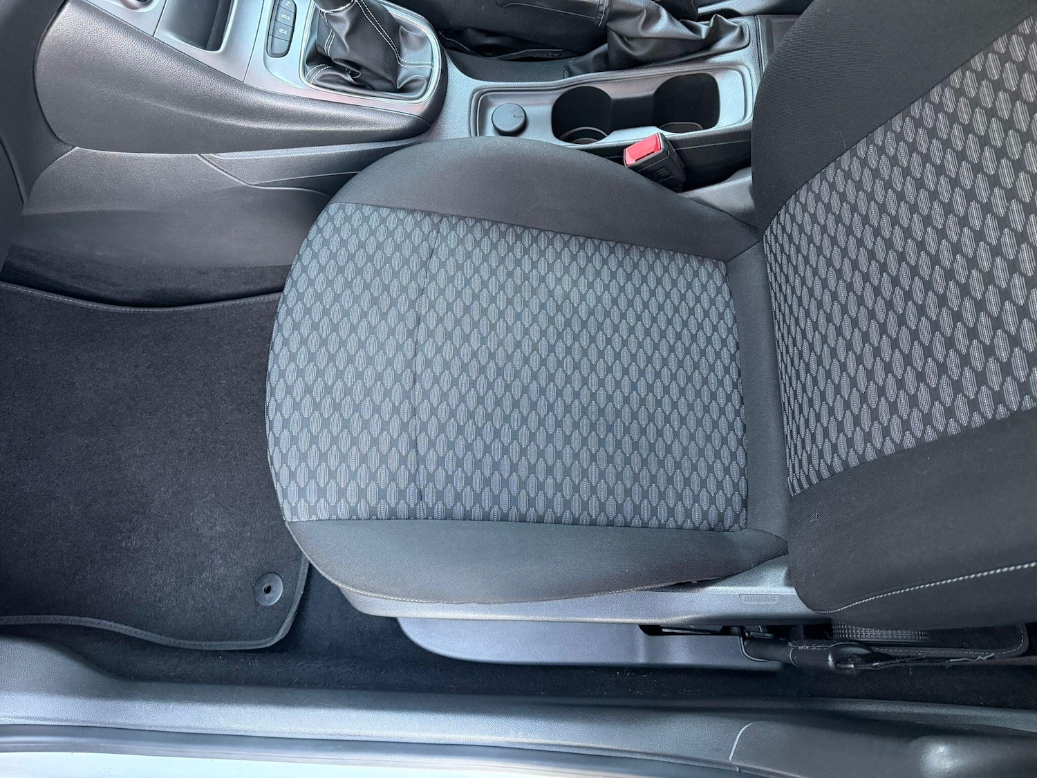 Used Vauxhall Astra 2016 for sale - 77016271: Photo 28