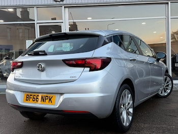 Used Vauxhall Astra 2016 for sale - 77016271: Photo
