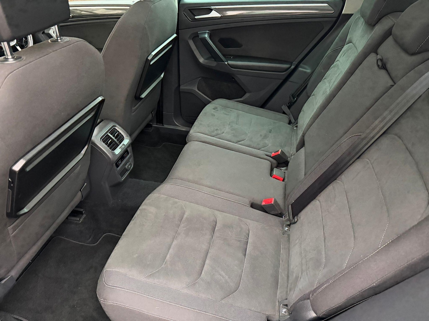 Used Volkswagen Tiguan for sale - 76887122: Photo 11