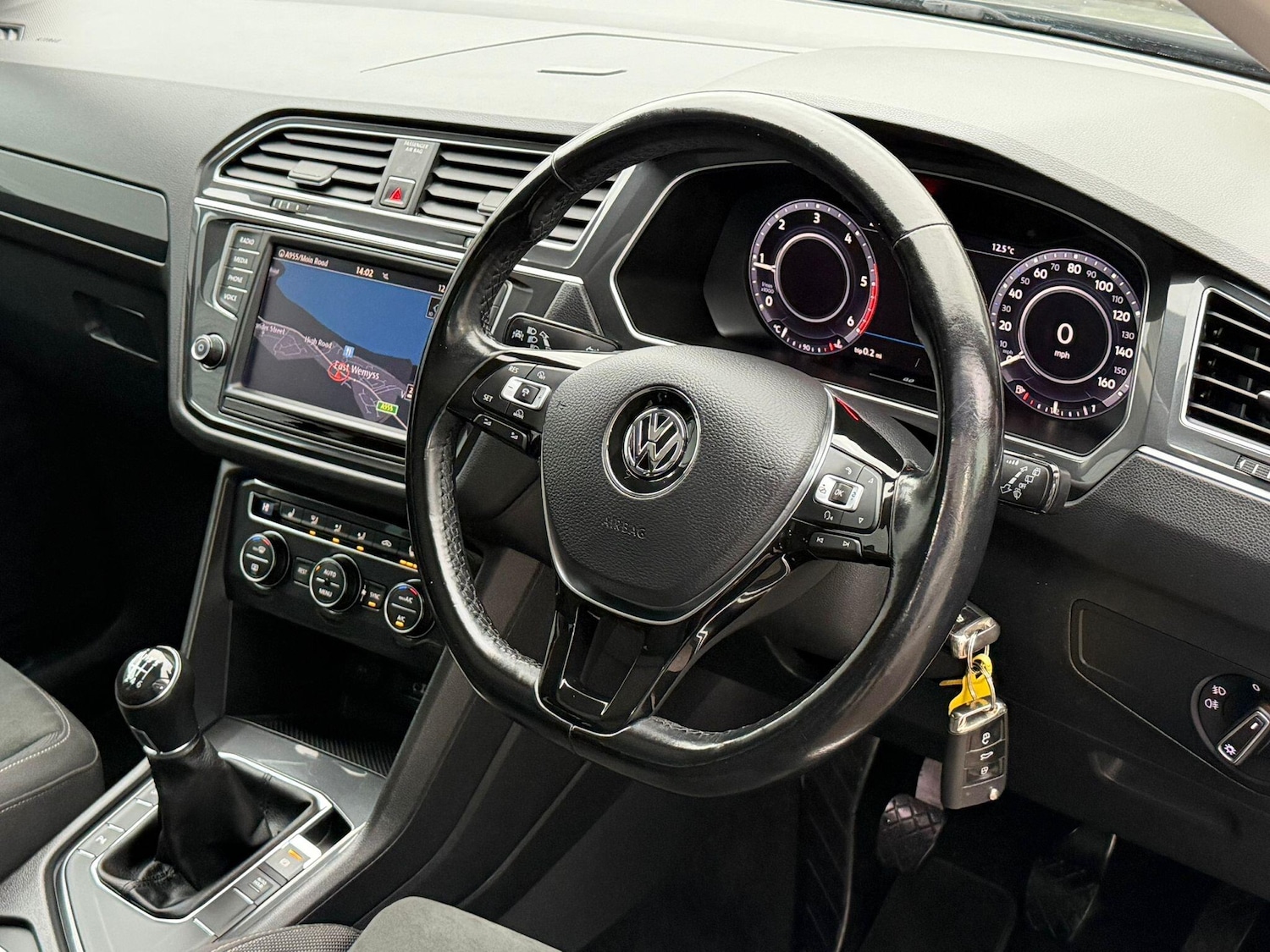 Used Volkswagen Tiguan for sale - 76887122: Photo 30