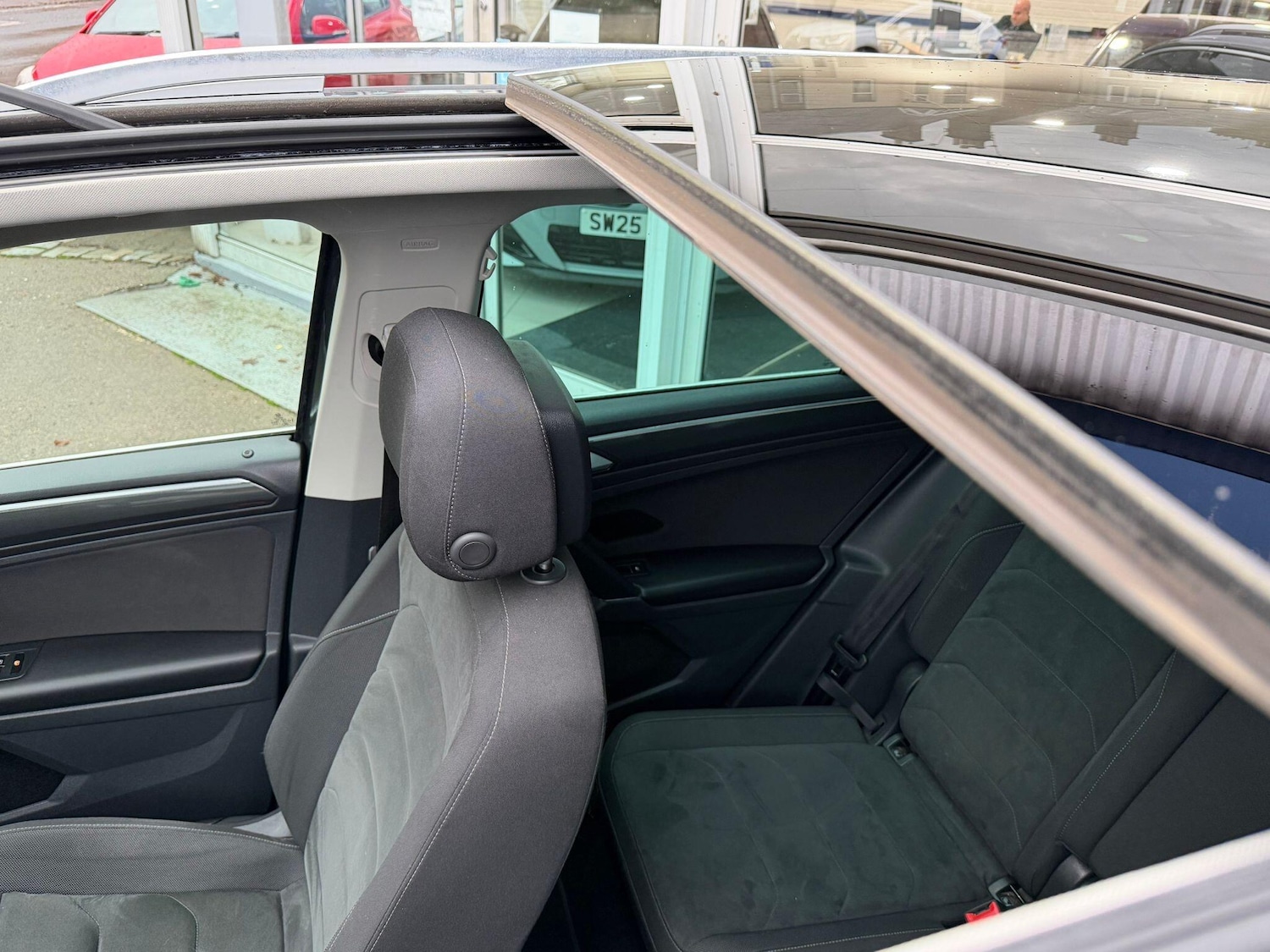 Used Volkswagen Tiguan for sale - 76887122: Photo 31