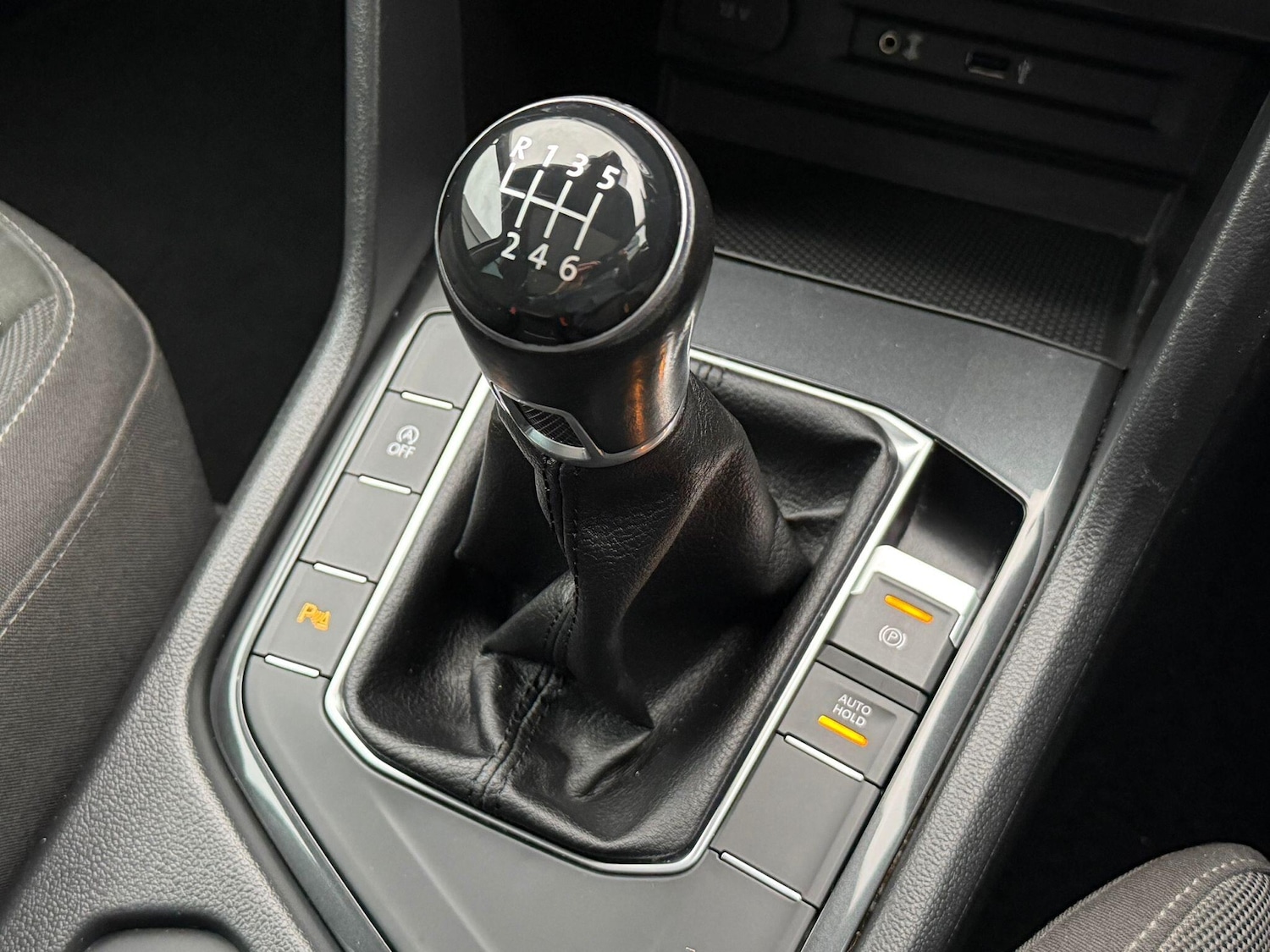 Used Volkswagen Tiguan for sale - 76887122: Photo 4