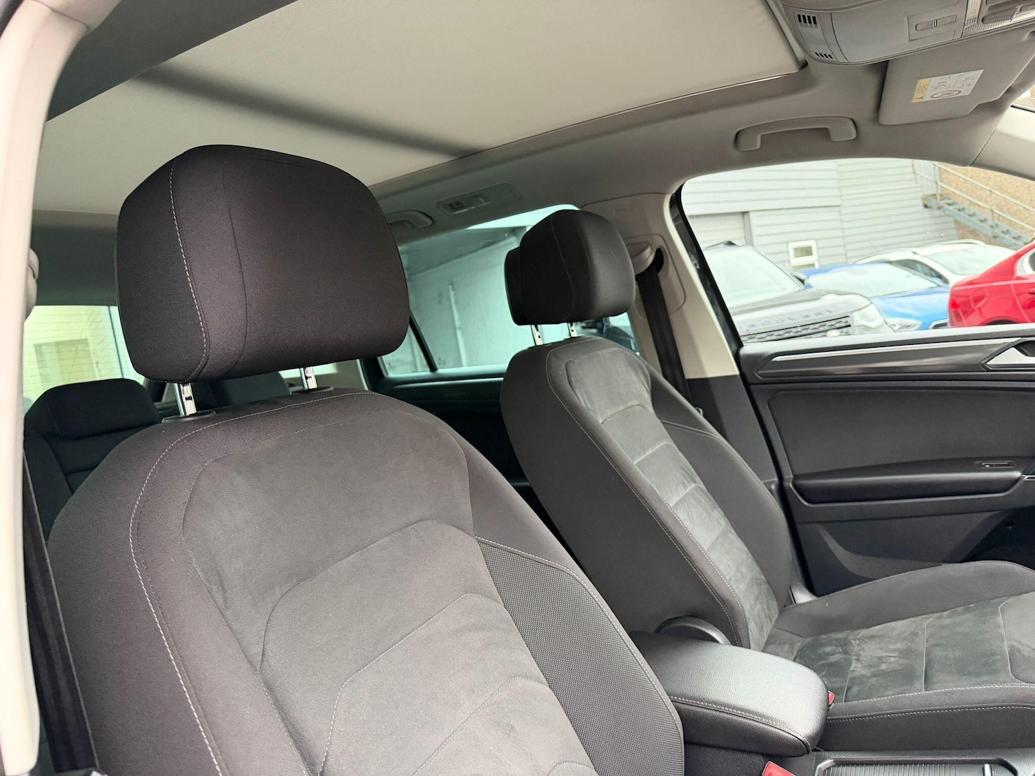 Used Volkswagen Tiguan for sale - 76887122: Photo 8