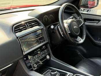 Used Jaguar F-Pace 2017 for sale - 77908506: Photo