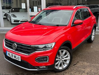 Used Volkswagen T-Roc 2018 for sale - 77524207: Photo