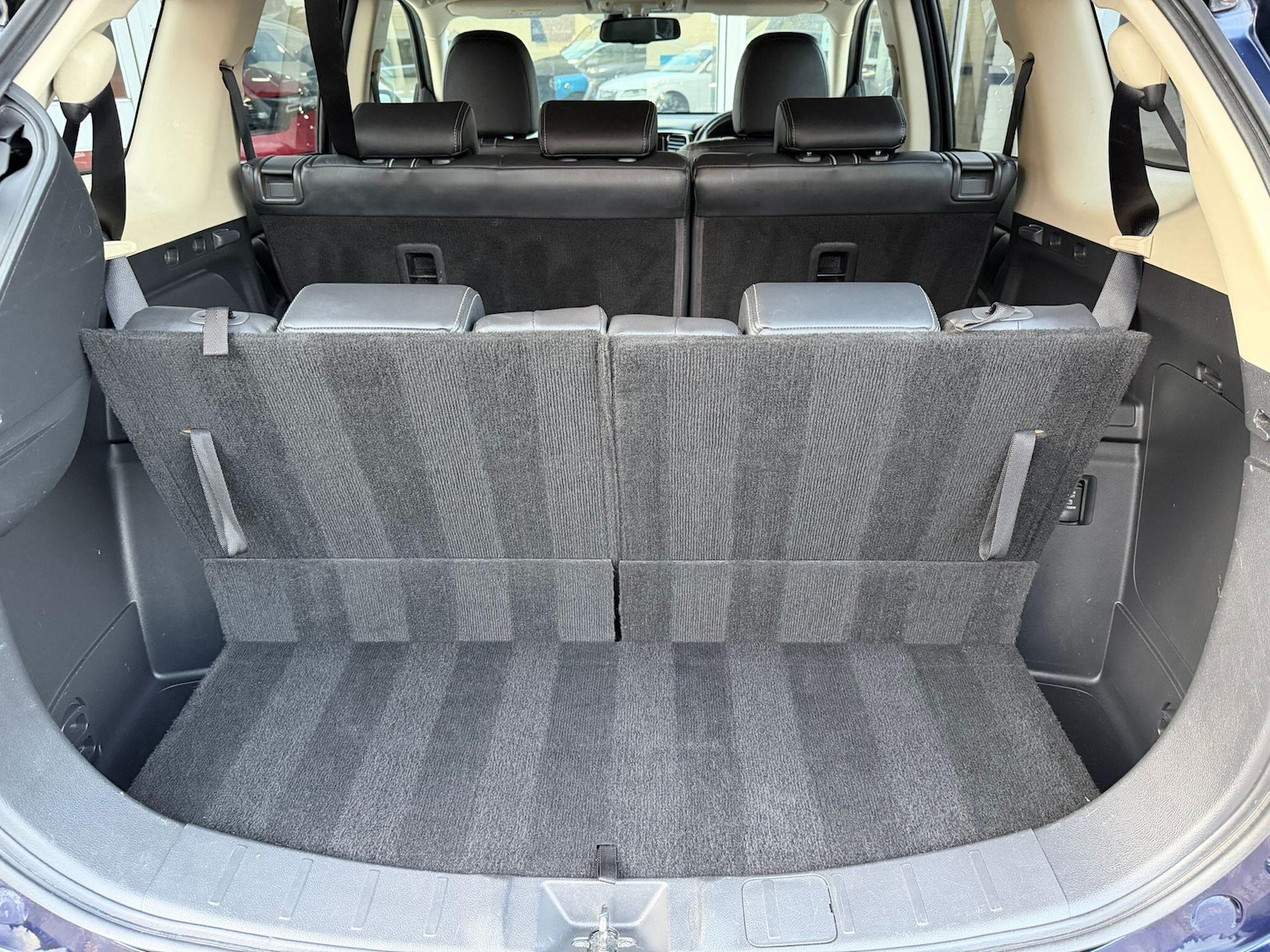 Used Mitsubishi Outlander 2018 for sale - 76647548: Photo 29