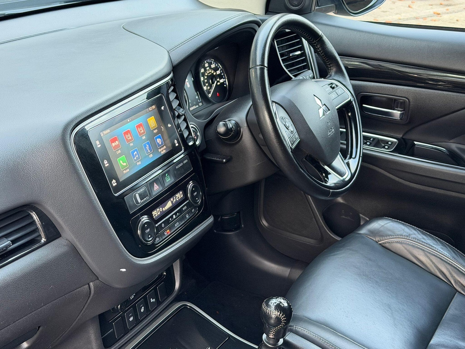 Used Mitsubishi Outlander 2018 for sale - 76647548: Photo 5