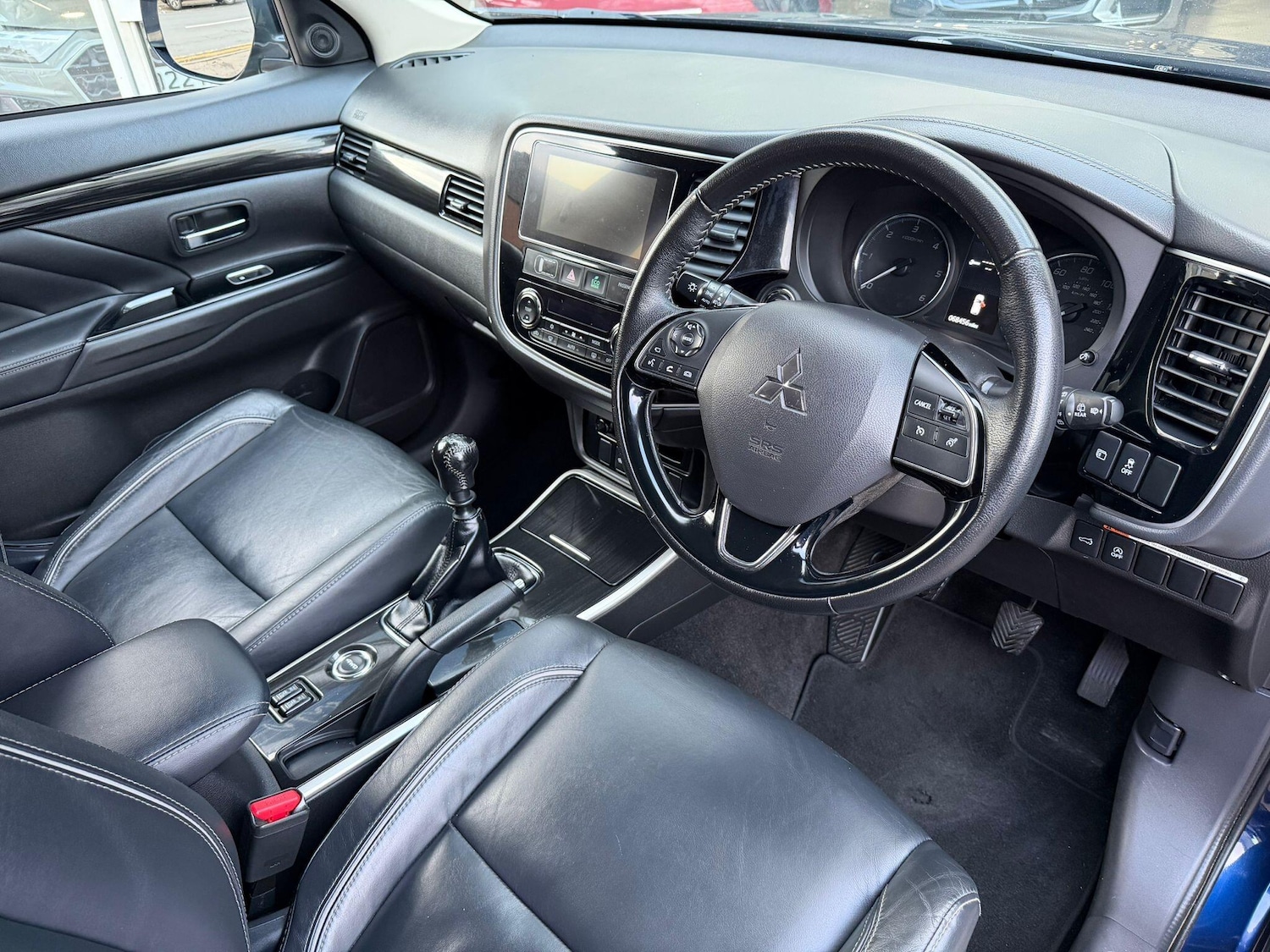 Used Mitsubishi Outlander 2018 for sale - 76647548: Photo 8