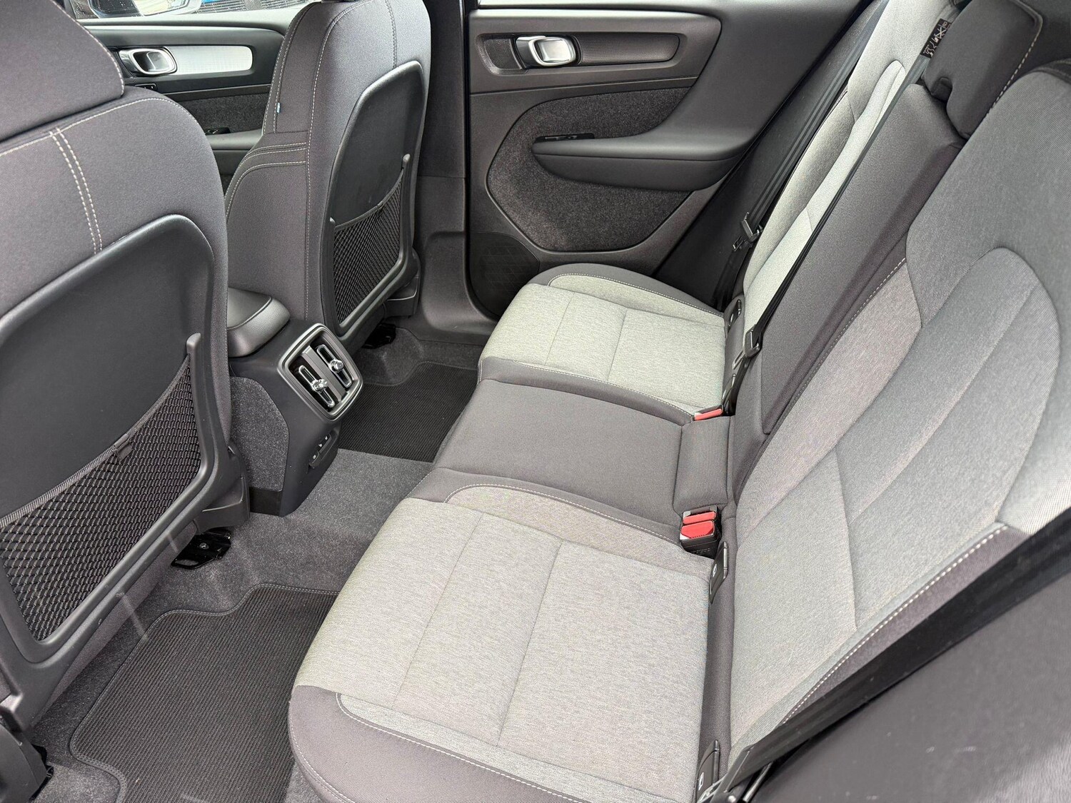 Used Volvo XC40 2023 for sale - 77839501: Photo 10