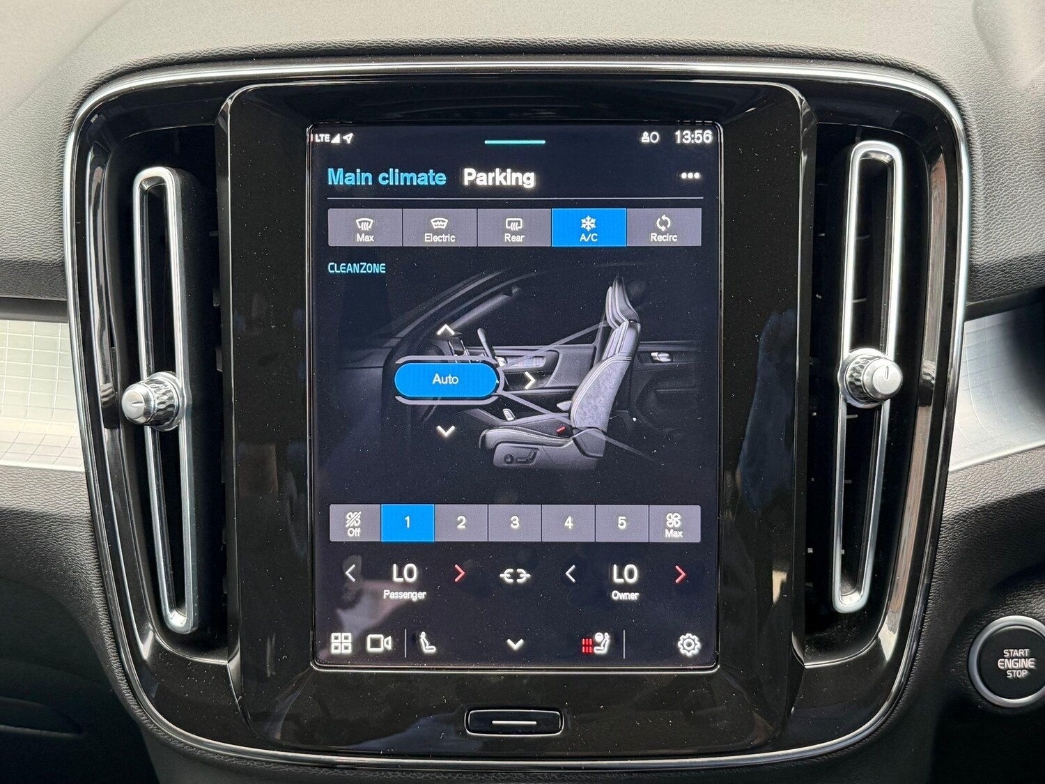 Used Volvo XC40 2023 for sale - 77839501: Photo 19