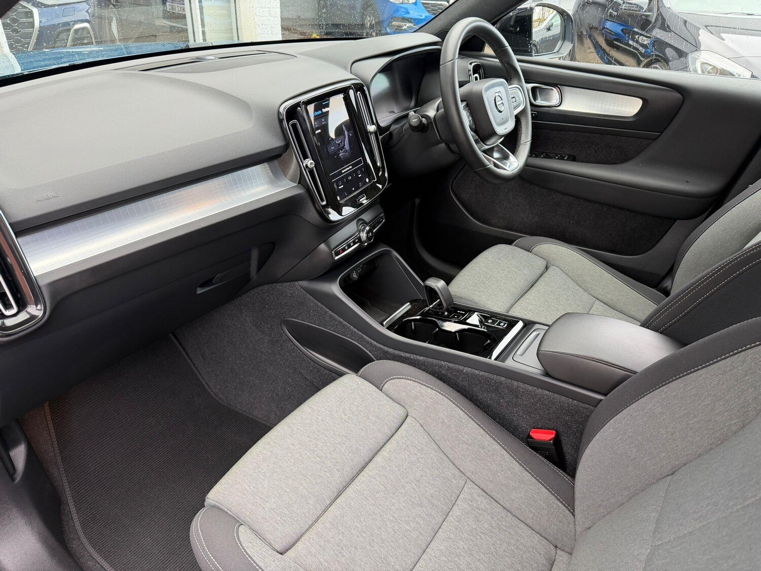 Used Volvo XC40 2023 for sale - 77839501: Photo 27