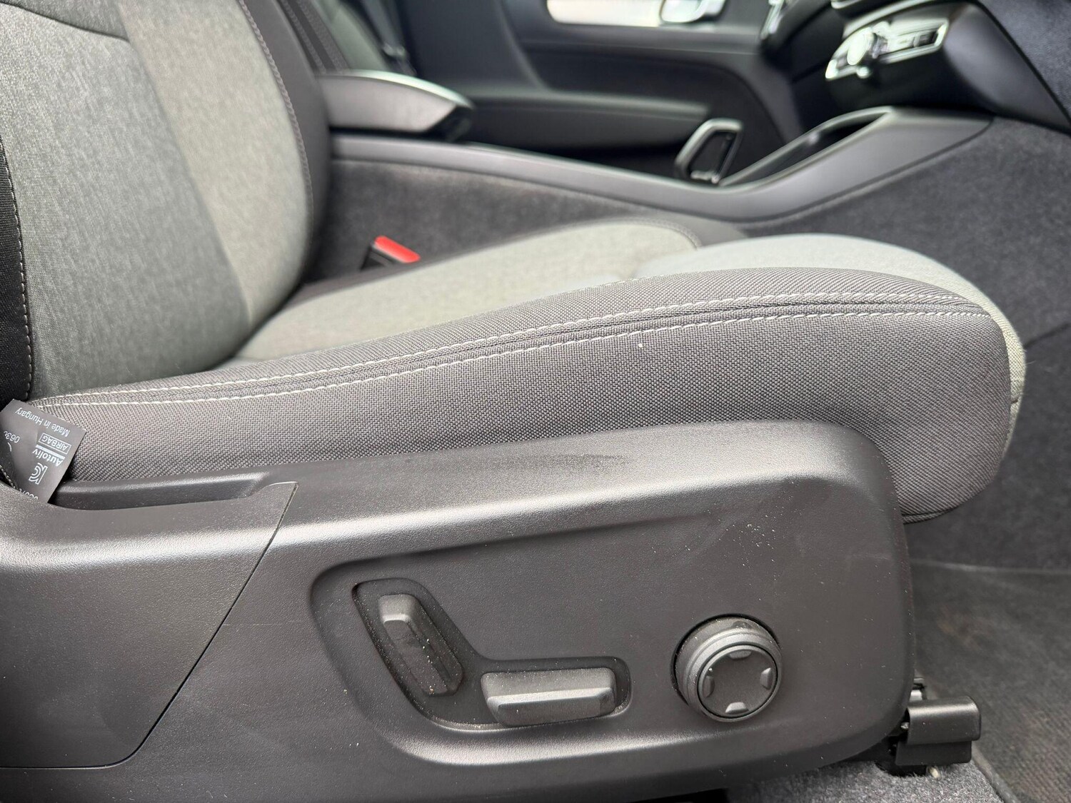 Used Volvo XC40 2023 for sale - 77839501: Photo 29