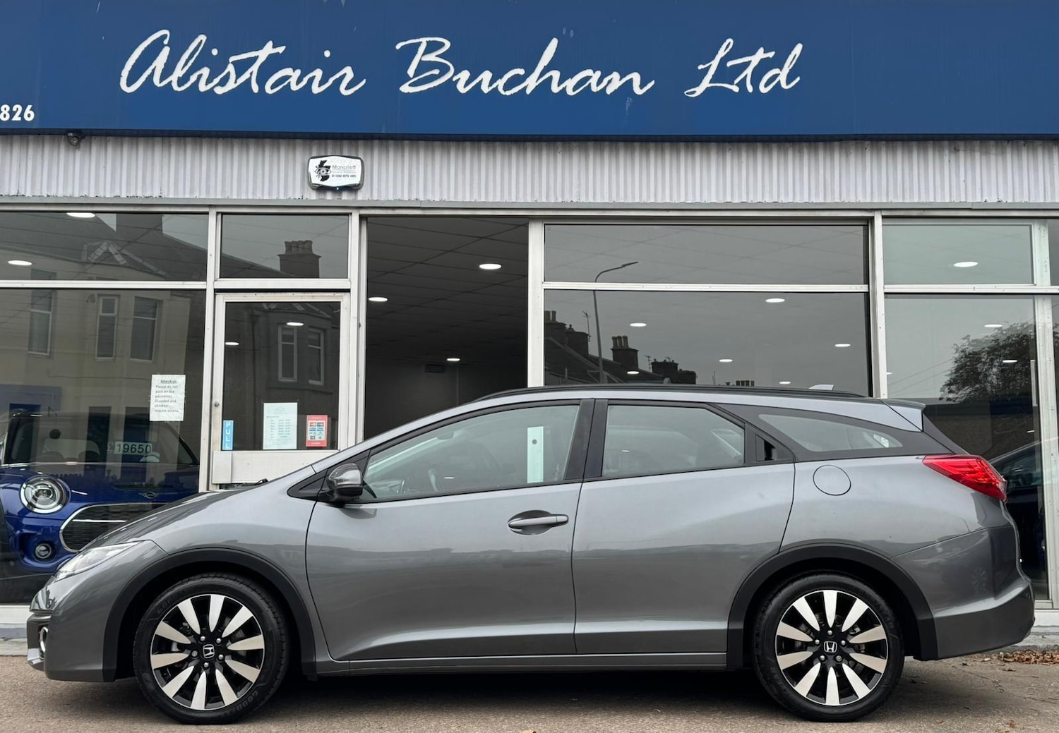 Used Honda Civic 2016 for sale - 76647586: Photo 2