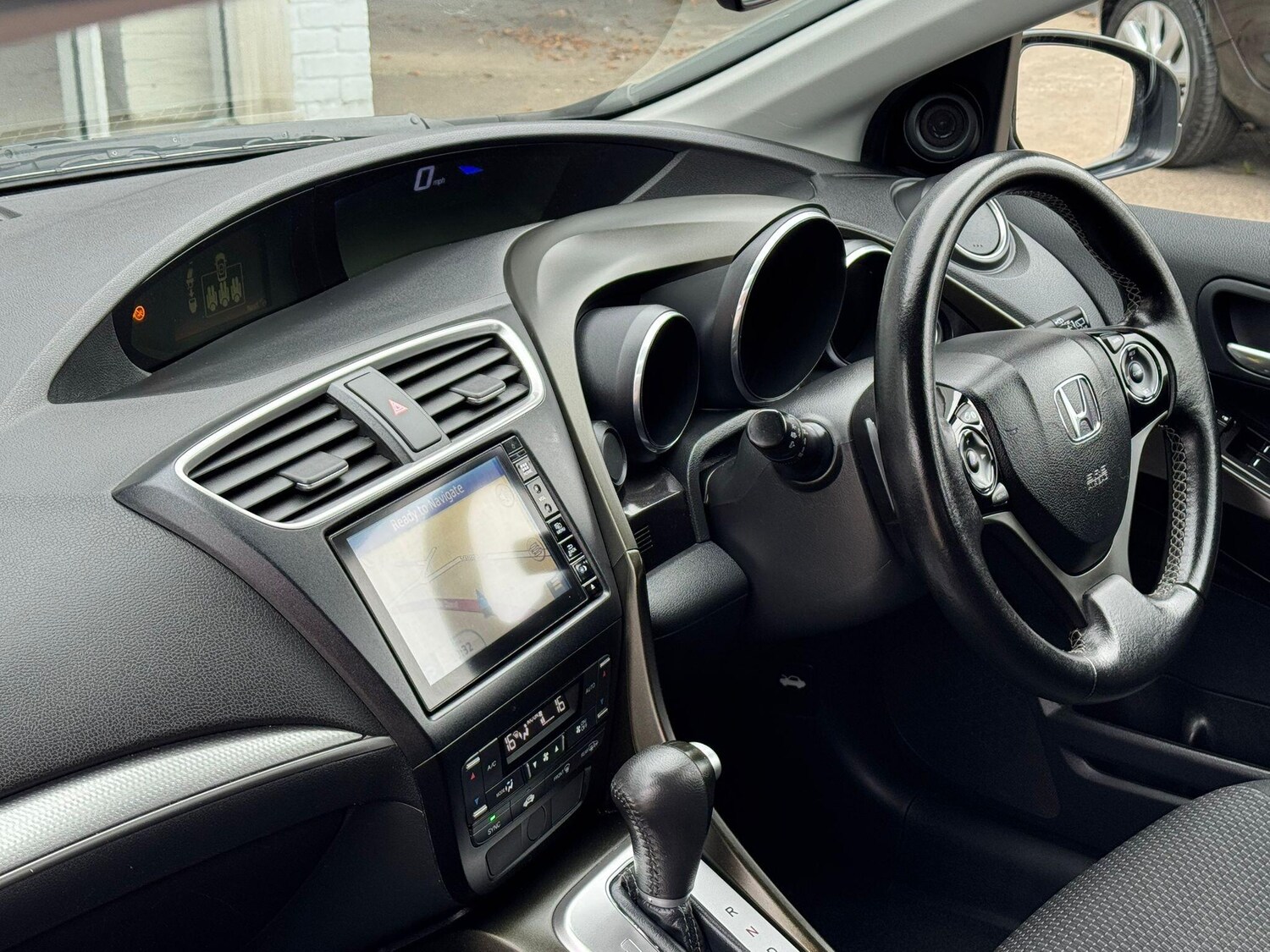 Used Honda Civic 2016 for sale - 76647586: Photo 6