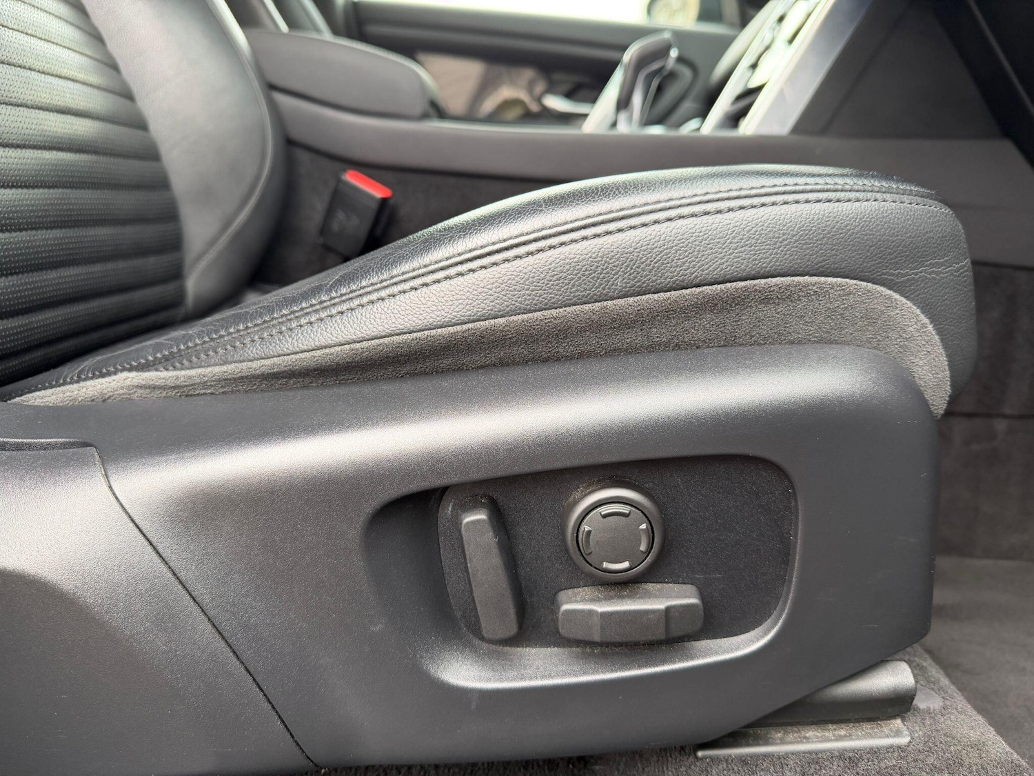 Used Land Rover Discovery Sport 2020 for sale - 76992170: Photo 19