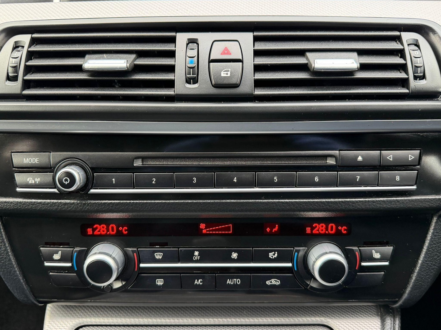 Used BMW 5 Series 2014 for sale - 76850001: Photo 22