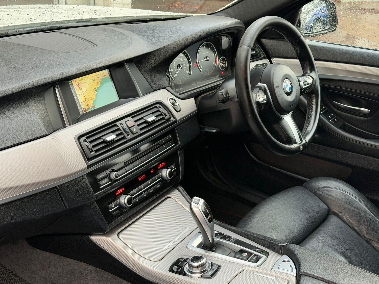 Used BMW 5 Series 2014 for sale - 76850001: Photo 6