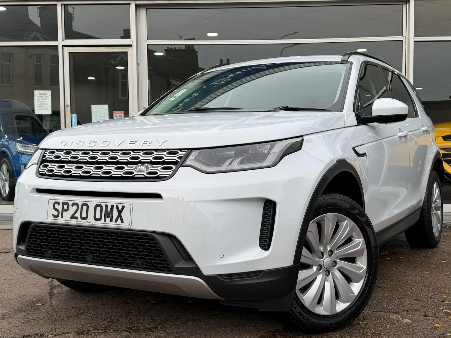 Used Land Rover Discovery Sport 2020 for sale - 76647613: Photo 1