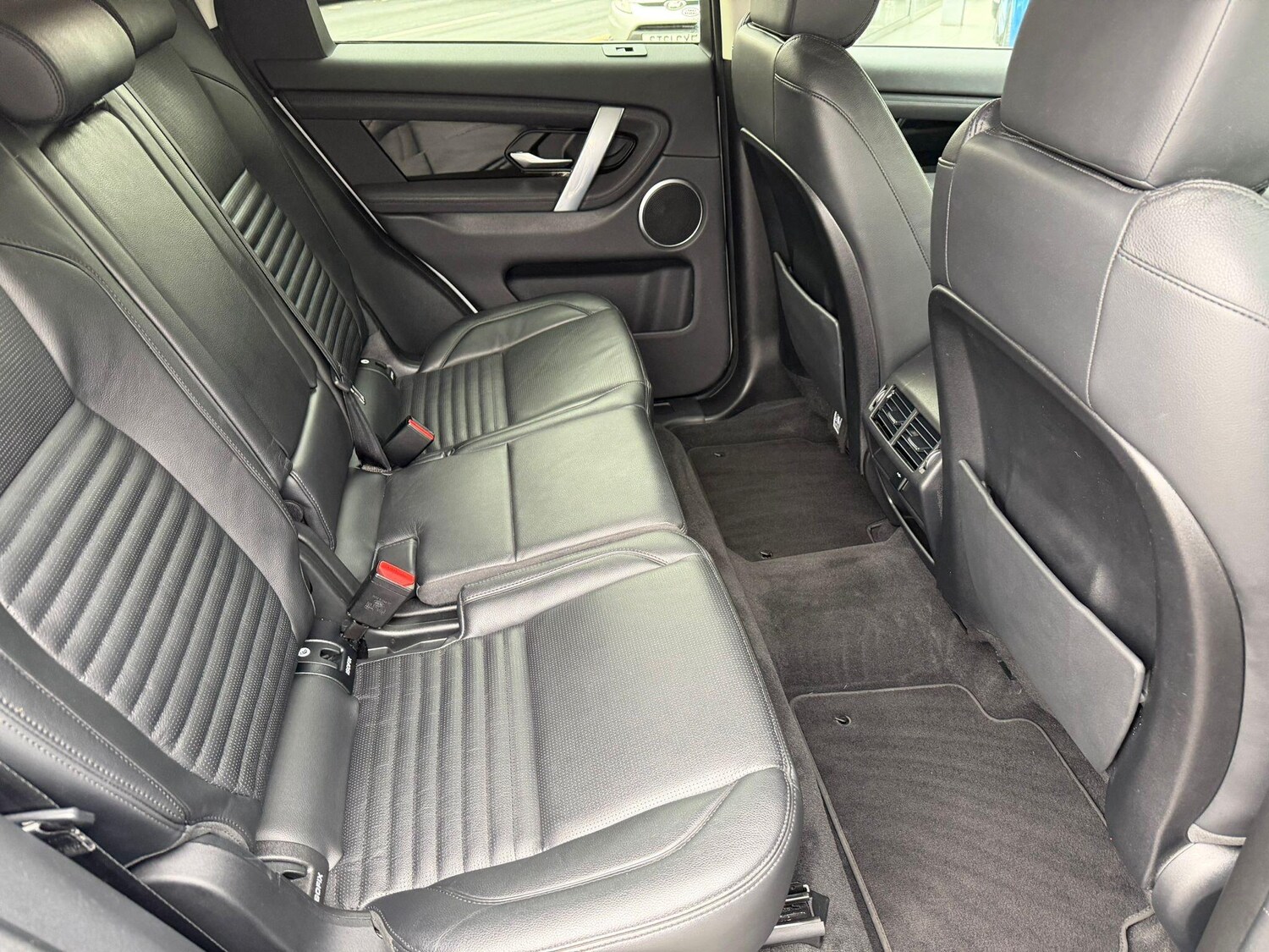 Used Land Rover Discovery Sport 2020 for sale - 76647613: Photo 12