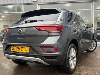 Used Volkswagen T-Roc 2025 for sale - 77386537: Photo