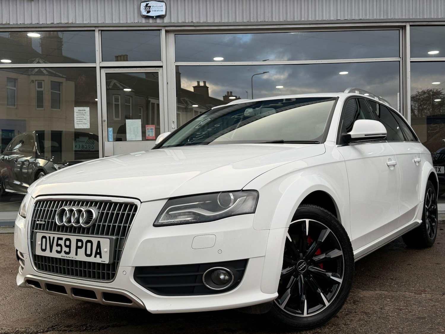 Used Audi A4 Allroad 2010 for sale - 76647587: Photo 1