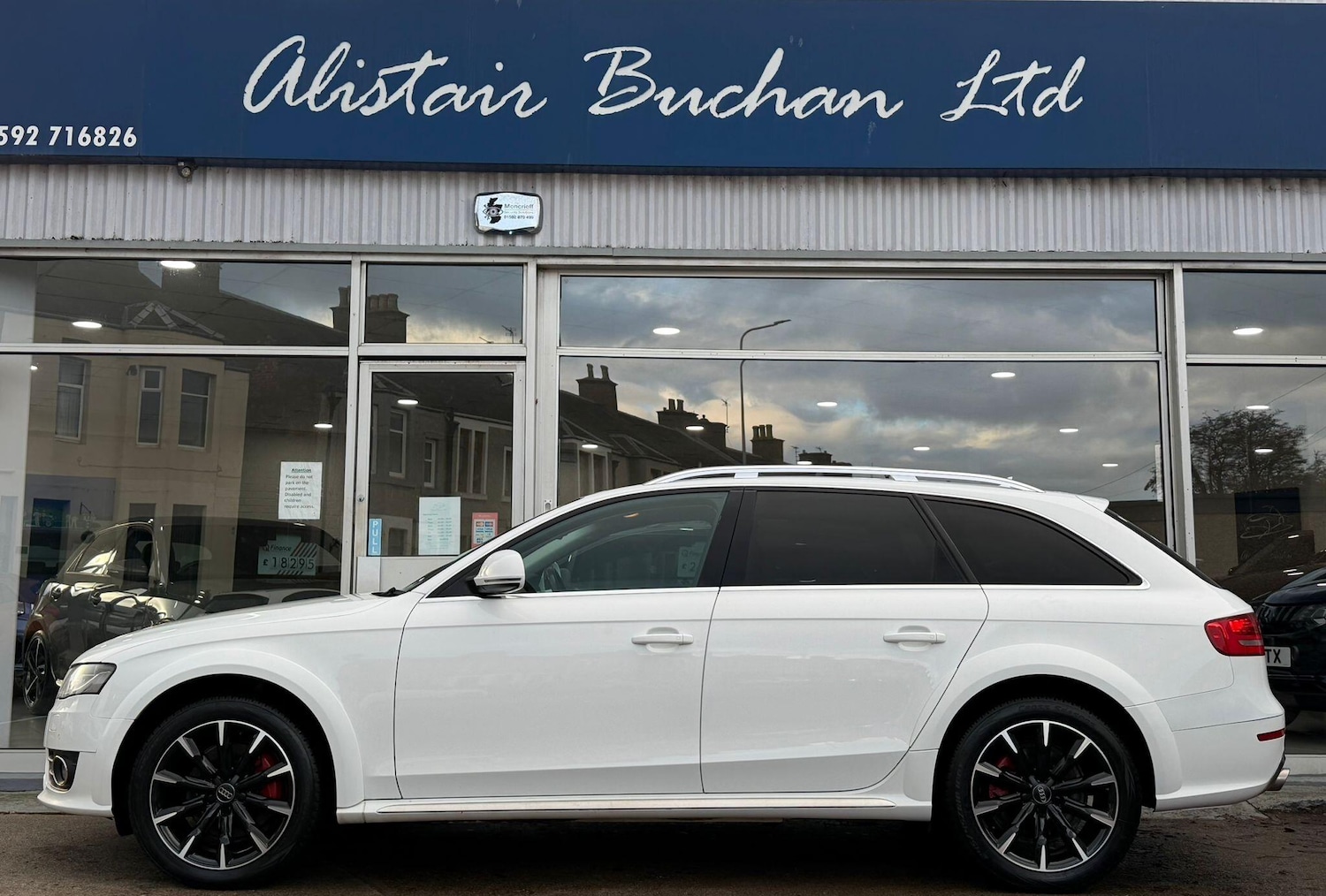 Used Audi A4 Allroad 2010 for sale - 76647587: Photo 2