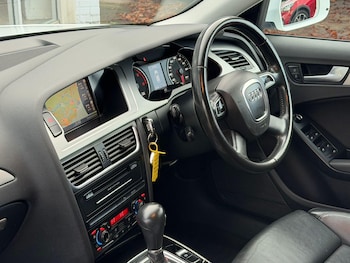 Used Audi A4 Allroad 2010 for sale - 76647587: Photo