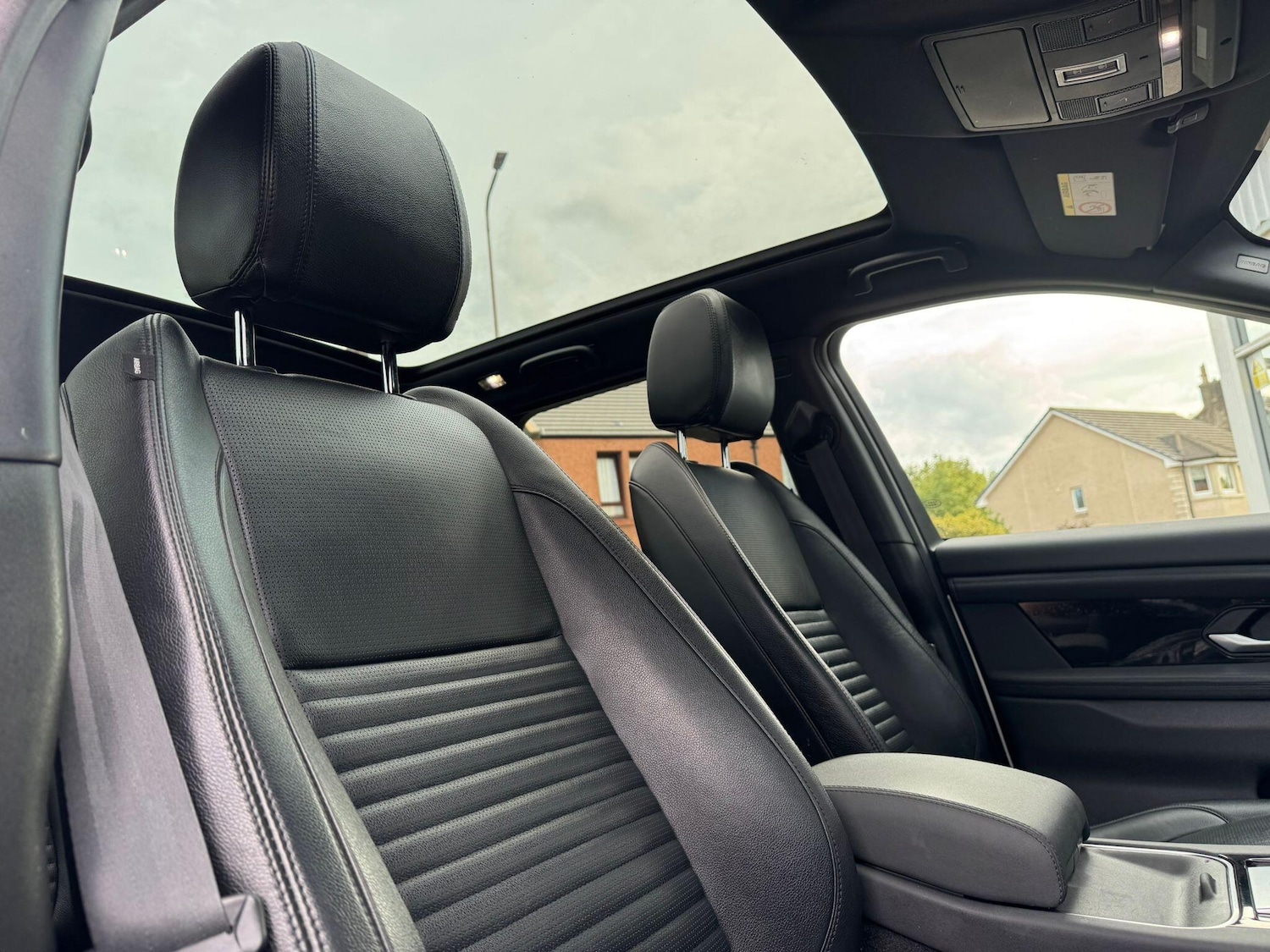 Used Land Rover Discovery Sport 2019 for sale - 76647535: Photo 10