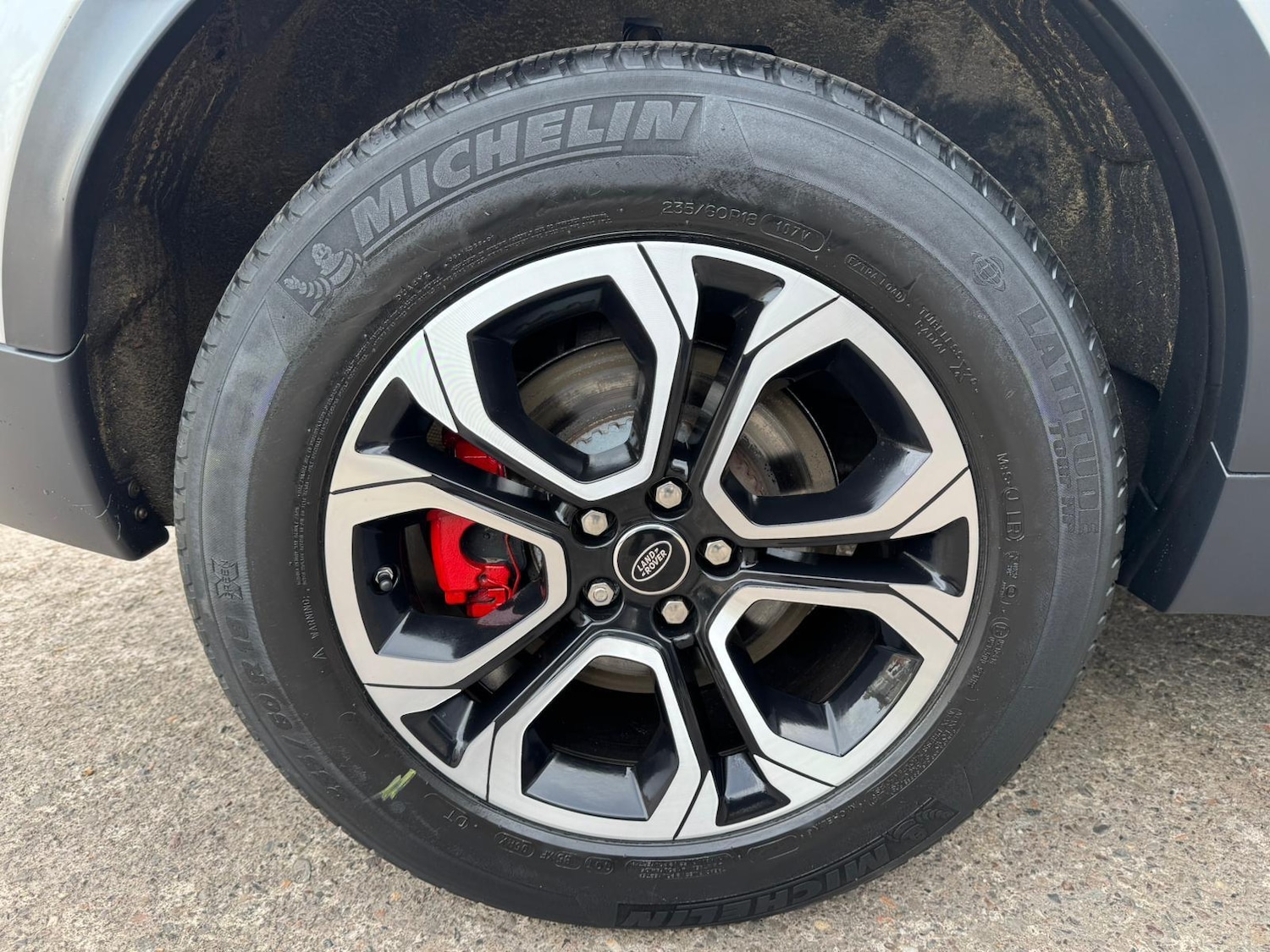 Used Land Rover Discovery Sport 2019 for sale - 76647535: Photo 21