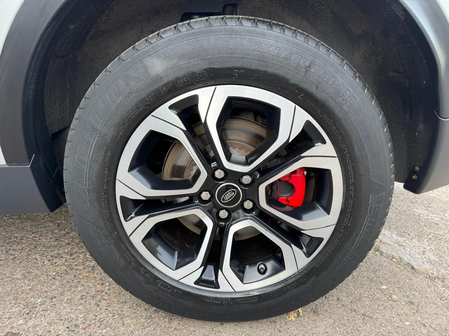 Used Land Rover Discovery Sport 2019 for sale - 76647535: Photo 23