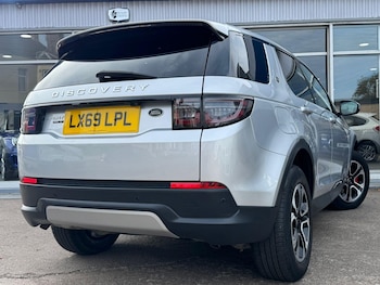 Used Land Rover Discovery Sport 2019 for sale - 76647535: Photo