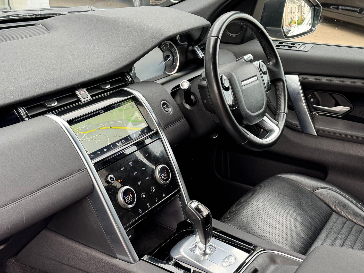 Used Land Rover Discovery Sport 2019 for sale - 76647535: Photo 7