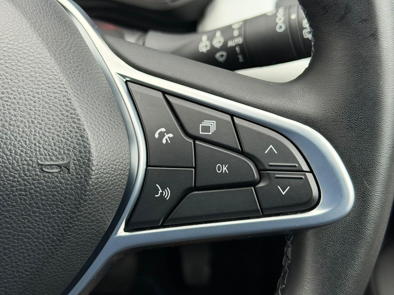 Used Renault Clio 2023 for sale - 77411533: Photo 15