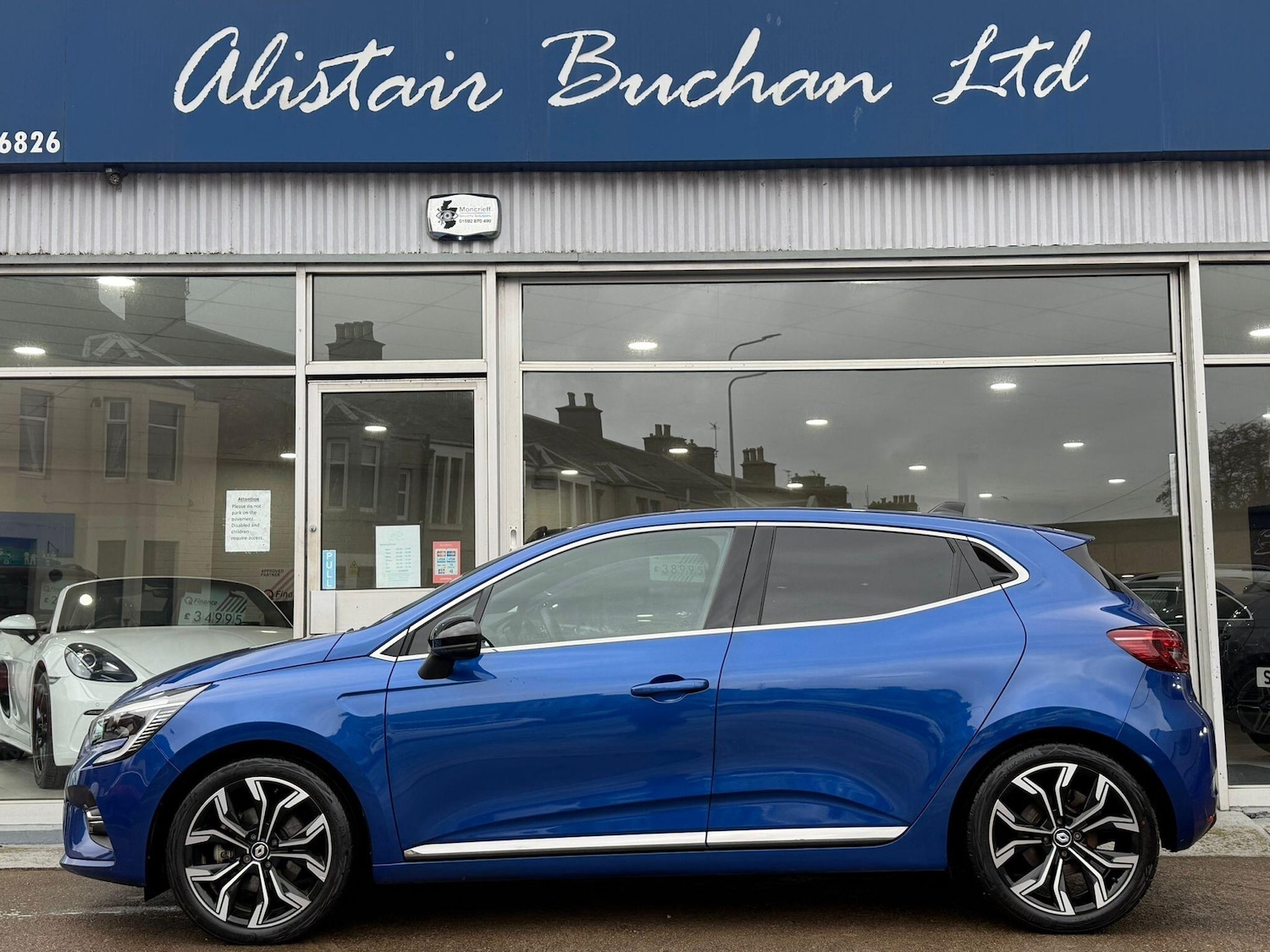 Used Renault Clio 2023 for sale - 77411533: Photo 2