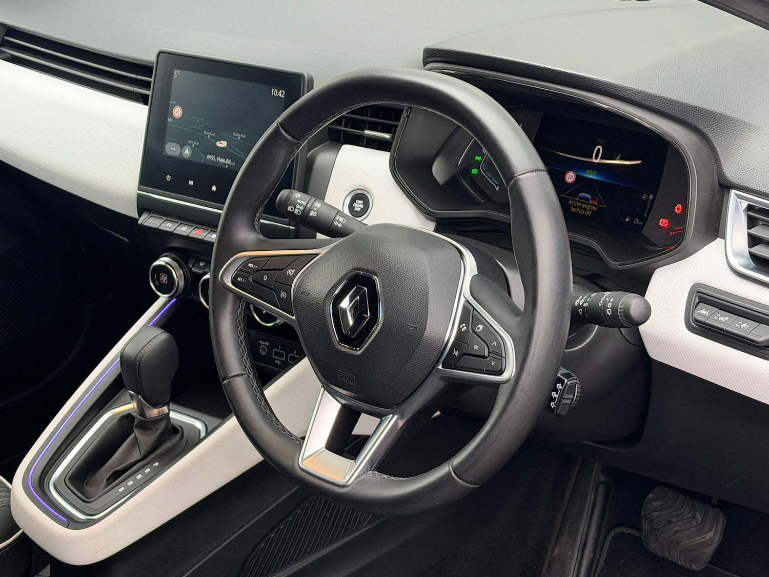 Used Renault Clio 2023 for sale - 77411533: Photo 25