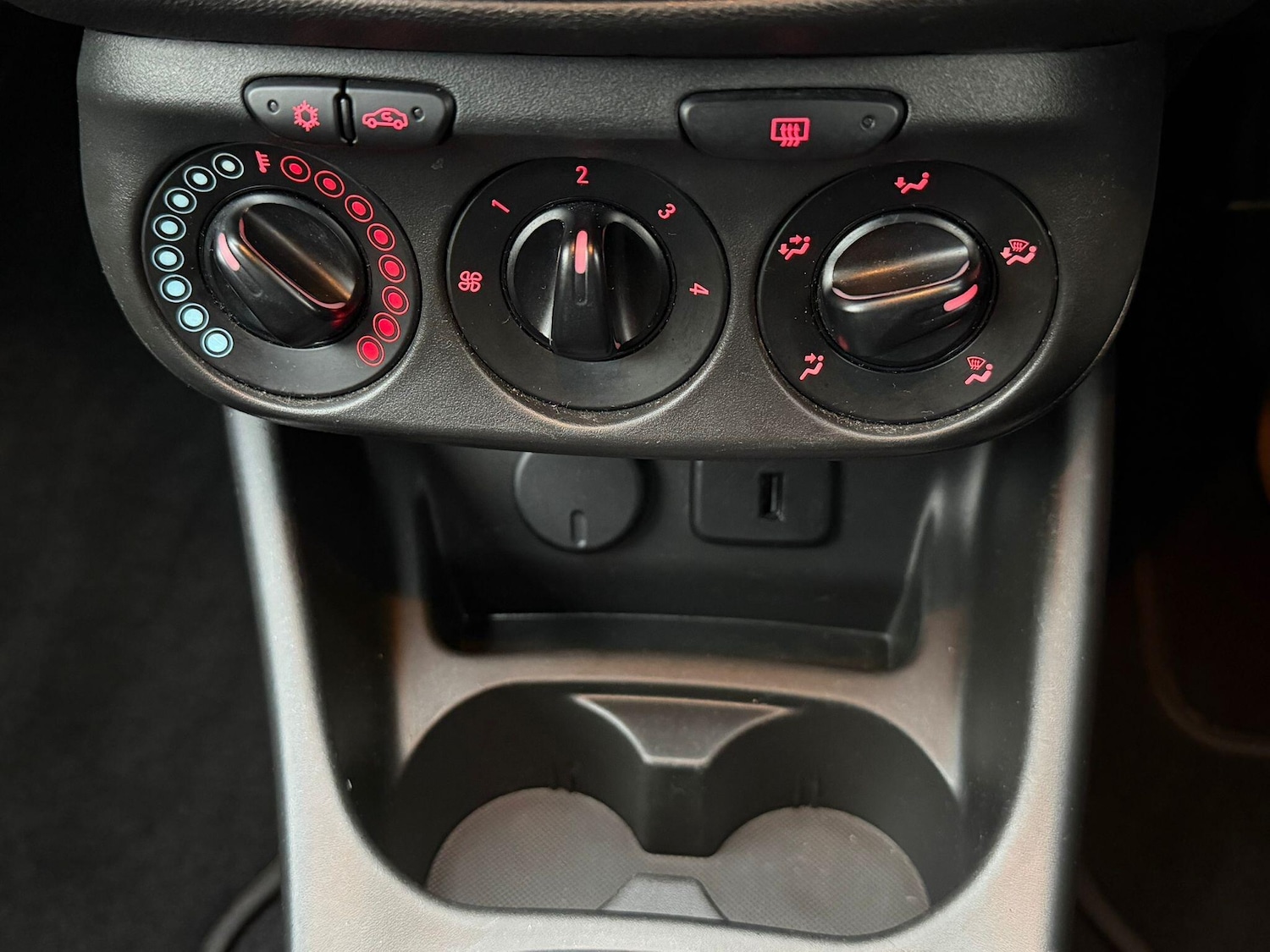 Used Vauxhall Corsa for sale - 77659080: Photo 7