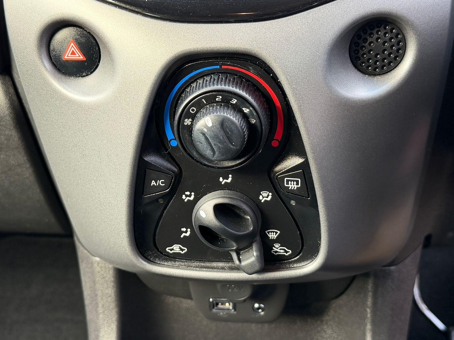 Used Toyota AYGO for sale - 77754355: Photo 15