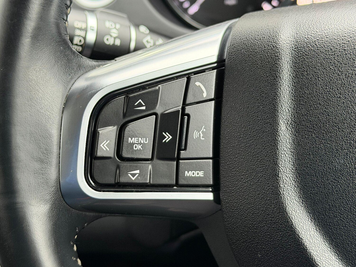 Used Land Rover Discovery Sport 2016 for sale - 76647592: Photo 13