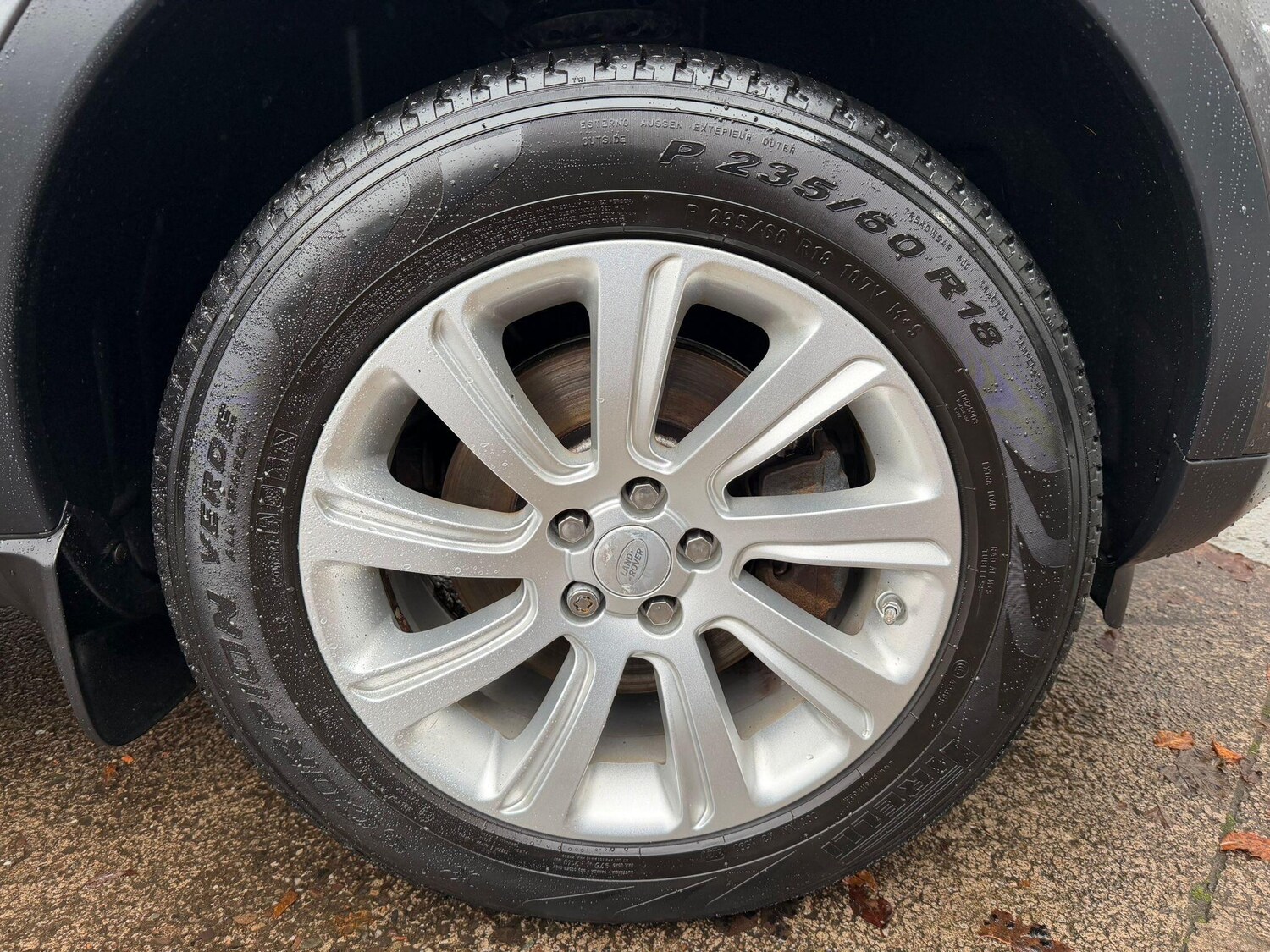 Used Land Rover Discovery Sport 2016 for sale - 76647592: Photo 17