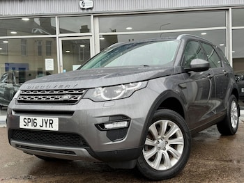 Used Land Rover Discovery Sport 2016 for sale - 76647592: Photo