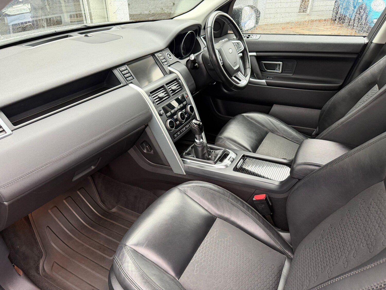 Used Land Rover Discovery Sport 2016 for sale - 76647592: Photo 27