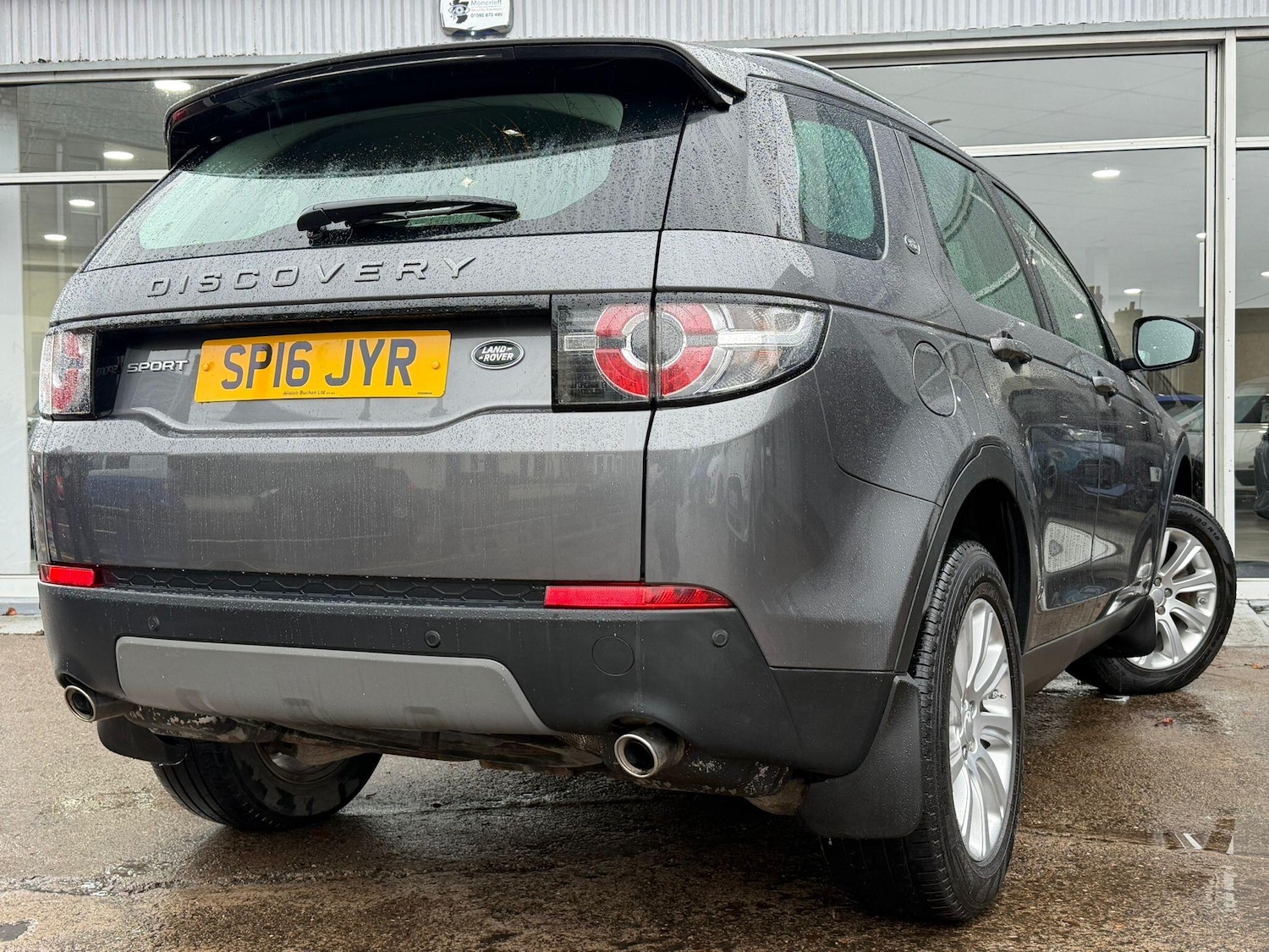 Used Land Rover Discovery Sport 2016 for sale - 76647592: Photo 3