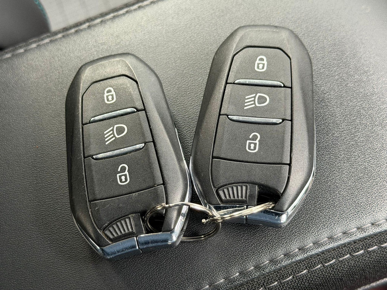 Used Peugeot 208 for sale - 77559839: Photo 14