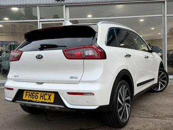 Used Kia Niro 2016 for sale - 77387383: Photo