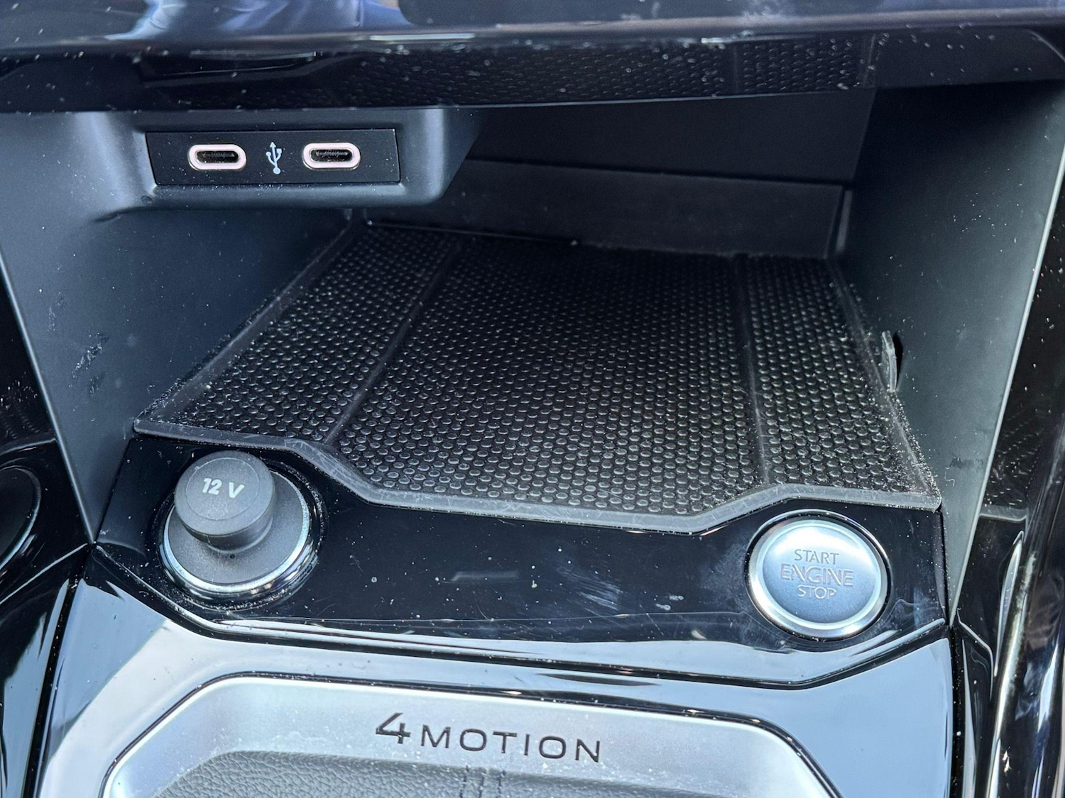 Used Volkswagen T-Roc 2022 for sale - 76647523: Photo 12