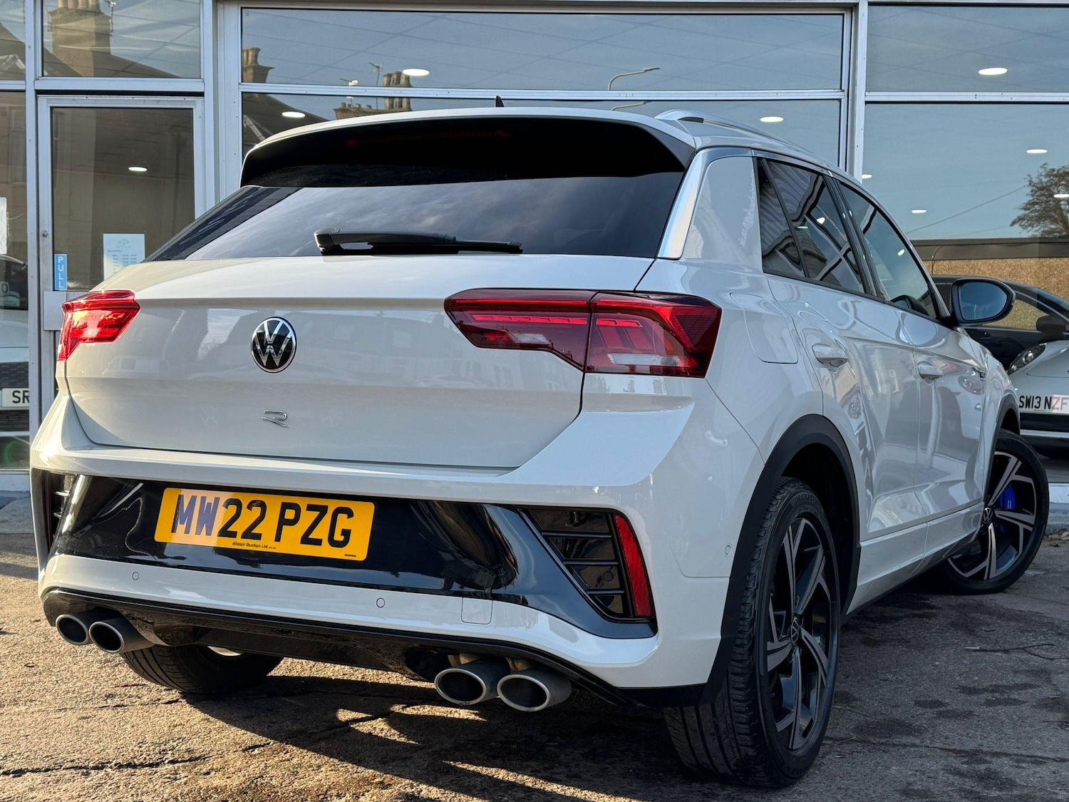 Used Volkswagen T-Roc 2022 for sale - 76647523: Photo 3