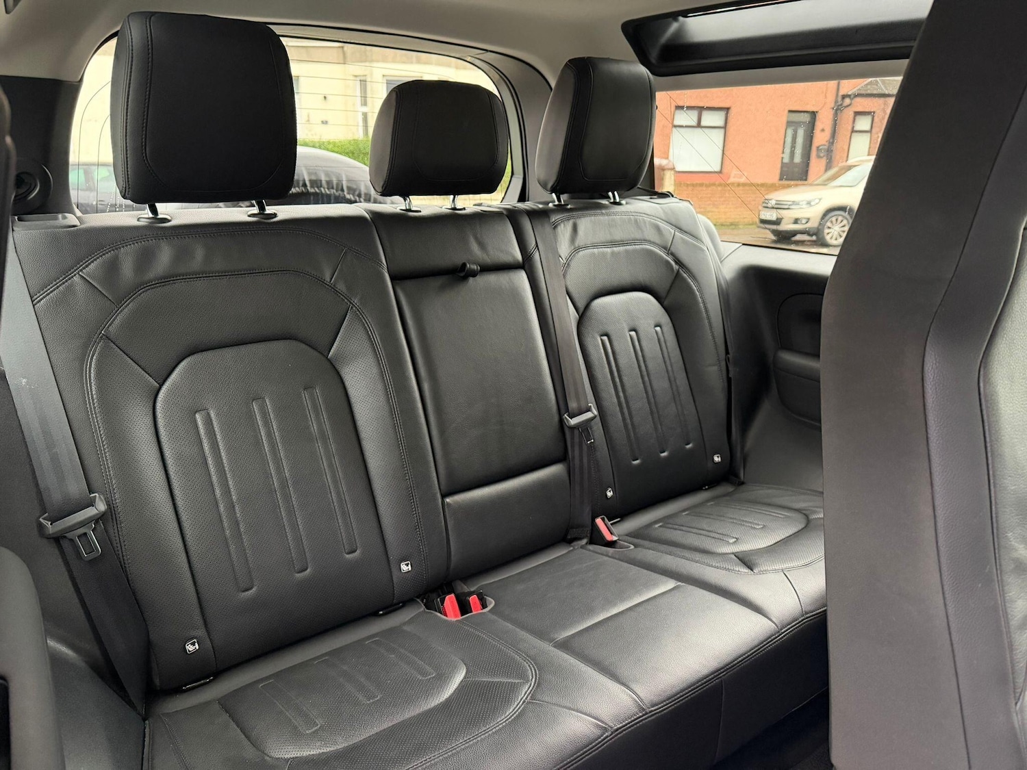 Used Land Rover Defender 2021 for sale - 77426175: Photo 10