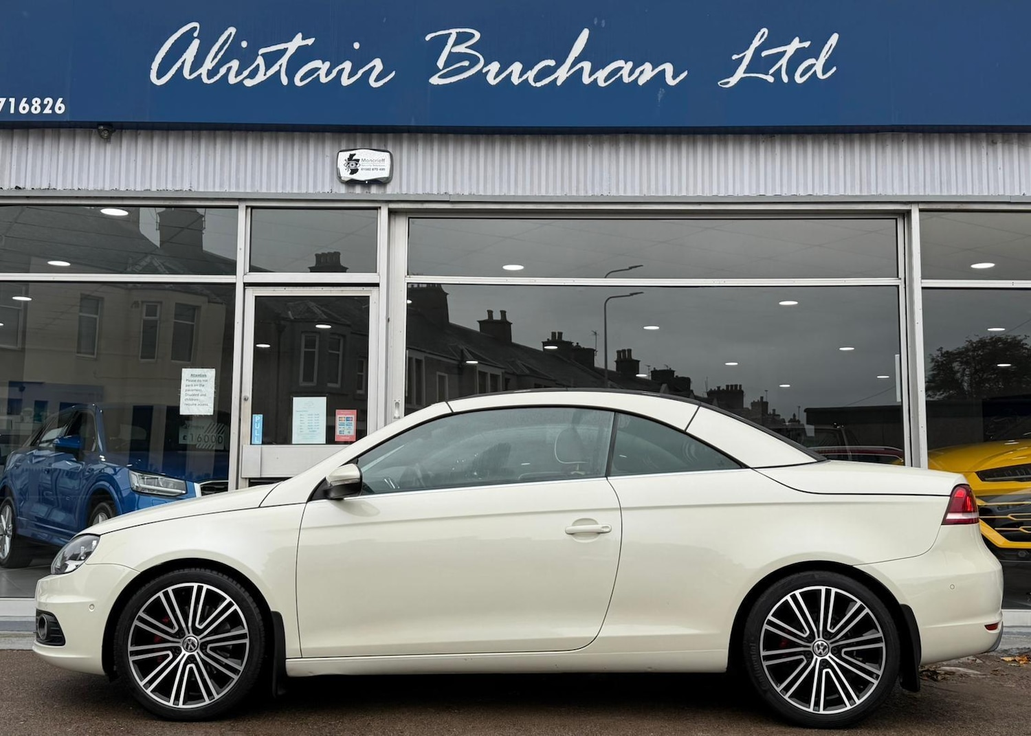 Used Volkswagen EOS 2013 for sale - 76647567: Photo 2